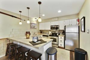 Η κουζίνα ή μικρή κουζίνα στο Tannhauser 121