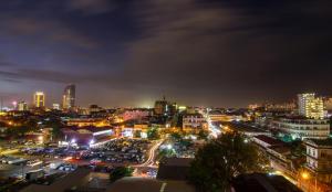Nespecifikovaný výhled na destinaci Phnompenh nebo výhled na město při pohledu z penzionu