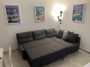 Posedenie v ubytovaní Seafront - beautiful flat with aircon and comfortable loggia