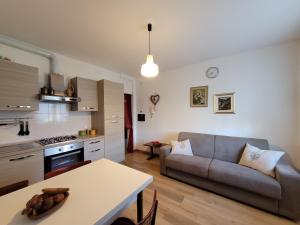 Photo de la galerie de l'établissement Casa Mina Mountain Lake Iseo Hospitality, à Bossico