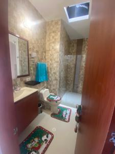 Vonios kambarys apgyvendinimo įstaigoje Amplia y bella casa de vacaciones