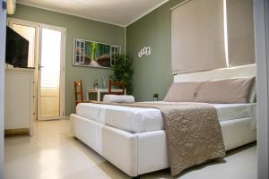A television and/or entertainment centre at House Orlando