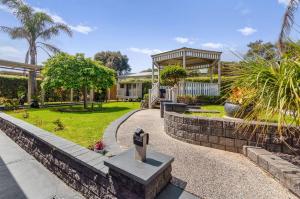 En have udenfor The Family Haven Main House