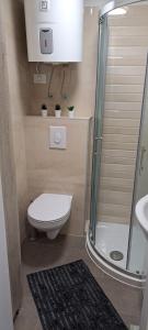 Et badeværelse på Elina + 7 billeder