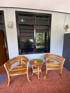Posezení v ubytování Guest House Pondok Puspa Ayu + 13 fotografií