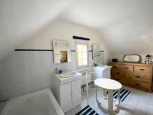 Zdjęcie z galerii obiektu Maison de famille près de la mer w mieście Bénodet