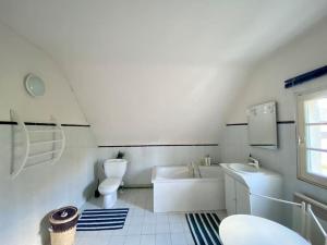 Zdjęcie z galerii obiektu Maison de famille près de la mer w mieście Bénodet