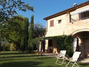 A garden outside Agriturismo Fiorano