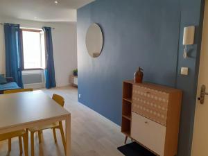 Posedenie v ubytovaní Appartement rénové dans le centre historique