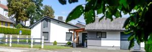 Bangunan di mana terletaknya rumah percutian