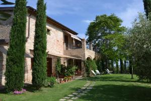 A garden outside Agriturismo Fiorano