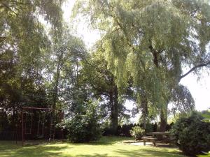 Zahrada ubytování Farmhouse in Waskemeer with Large Garden