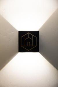 Certifikát, hodnocení, plakát nebo jiný dokument vystavený v ubytování Geometric Art Home