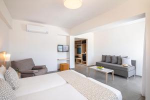 Postel nebo postele na pokoji v ubytování Sofianna Resort & Spa