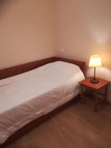 Postel nebo postele na pokoji v ubytování Εξοχική κατοικία με τζάκι