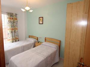 Postel nebo postele na pokoji v ubytování **Casa con piscina, cerca del mar, wifi gratis, aire opcional, mascotas bienvenidas, playa para perros** - ES-184-27