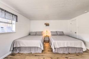 Gallery image of Chisums Cabin Unit, 6 Mi to River Park! in Ruidoso Downs