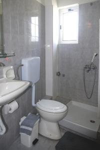 Salle de bains dans l'établissement Klery Studios
