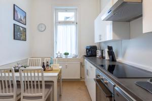 Kuchyň nebo kuchyňský kout v ubytování Apartment 54 - Ferienwohnung Bad Arolsen + 32 fotografií