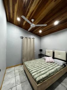 מיטה או מיטות בחדר ב-Apartamento Mango y Café