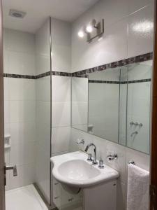 Et badeværelse på Departamento Villa Mercedes San Luis FUCO 2 con Cochera