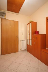 Kuchyňa alebo kuchynka v ubytovaní Apartments with a parking space Pula - 7340 + 11 fotografií