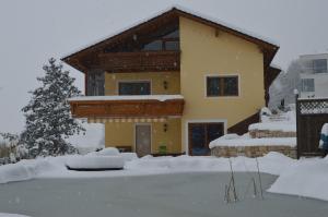 Haus Margit v zime
