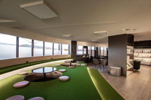 Hub Hotel - Songshan Airport Branchにあるシーティングエリア
