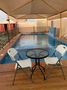Bazen v nastanitvi oz. blizu nastanitve استراحة مارينا ضباب marina dibab guste house