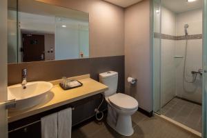 Bilik mandi di Rich & Free Hotel - Kaifeng 富逸旅趣-北車開封館