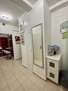Apartment on Gellért Hill Downtown with free garage & Castle View 1016 Budapest, Tündérlaki mélyút 2. kép - 2