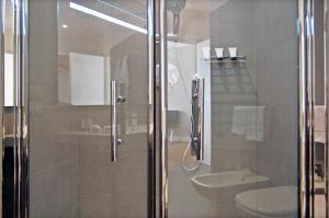 Kúpeľňa v ubytovaní Adamas Luxury Suite 501