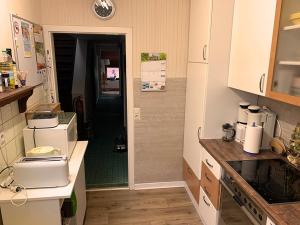 Küche/Küchenzeile in der Unterkunft Haus Sabine - Zimmer 2