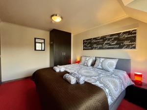Uma cama ou camas num quarto em City Apartments by Malmedreams