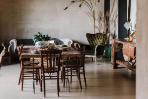 A seating area at La pagliera