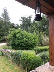Vonkajšia záhrada v ubytovaní Calme et tranquillité