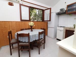 Kuchyňa alebo kuchynka v ubytovaní Holiday House Danica