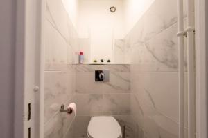 Koupelna v ubytování Grand 3 pièces Créteil -20minutes de Paris !