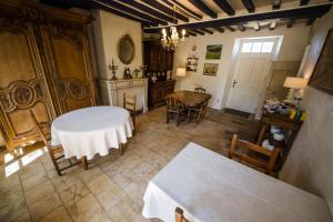 Posezení v ubytování Ferme du Loucel + 31 fotografií