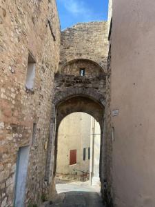 Fotografia z galérie ubytovania Bel appartement T1 30m2 centre historique Aubagne v destinácii Aubagne
