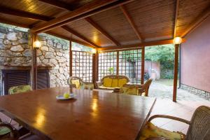 A seating area at Villino Norsi