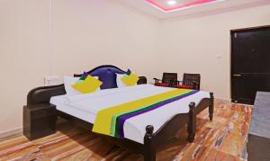 Postel nebo postele na pokoji v ubytování Itsy Hotels Hill Town, 500 Mtrs From Madikeri Fort