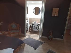 Fotografie z fotogalerie ubytování chambre du jura v destinaci Saint-Germain-lès-Arlay