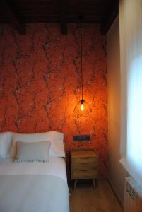 A bed or beds in a room at Hotel a Ecogranxa