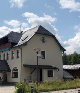 Budova, kde se apartmán nachází