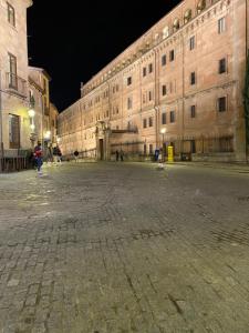 Kép Apartamento Centro Histórico junto a Casa de las Conchas - PARKING GRATIS szállásáról Salamancában a galériában