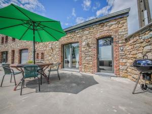 Patio nebo venkovní prostory v ubytování Holiday Home in Ardennes with Garden BBQ