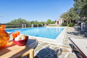 The swimming pool at or close to Villa Olive tree, immersa nella natura per relax e quiete