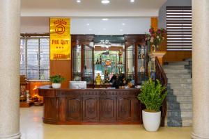 Vstupní hala nebo recepce v ubytování PHÚ QUÝ HOTEL near ĐÔNG KINH MARKET