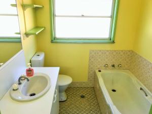 Gallery image of Seaside Reflections in Vincentia +4 photos